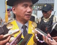 Unsri Wisuda 686 Lulusan dalam Upacara Pelepasan Rektor Taufiq Marwa Tekankan Pentingnya Pengabdian Agar Bisa Mebukalapangankerja Sendiri