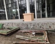 Proyek Siluman, Gentayangang Di Gedung DPRD OI