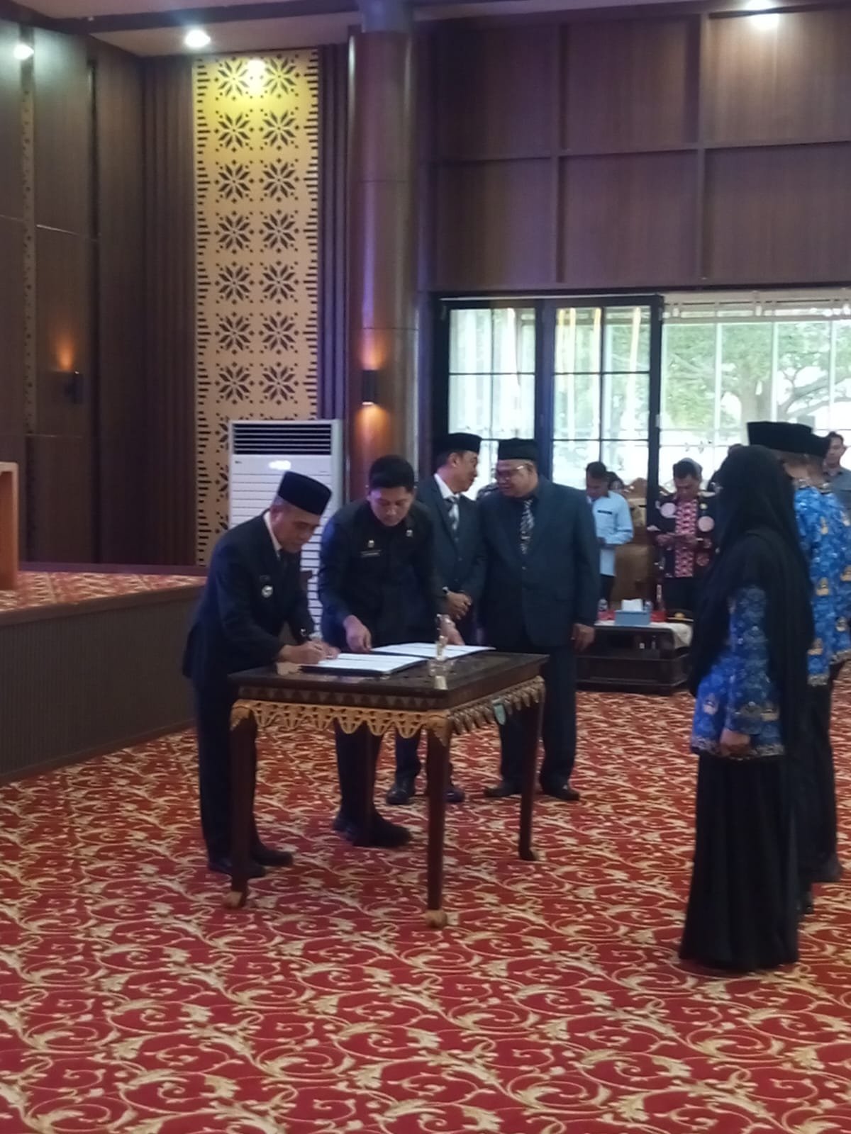 Pemkab Ogan Ilir lantik 135 Pejabat, Wujudkan Penyegaran Birokrasi dan Peningkatan Pelayanan Publik Pemkab Ogan Ilir lantik 135 Pejabat, Wujudkan Penyegaran Birokrasi dan Peningkatan Pelayanan Publik