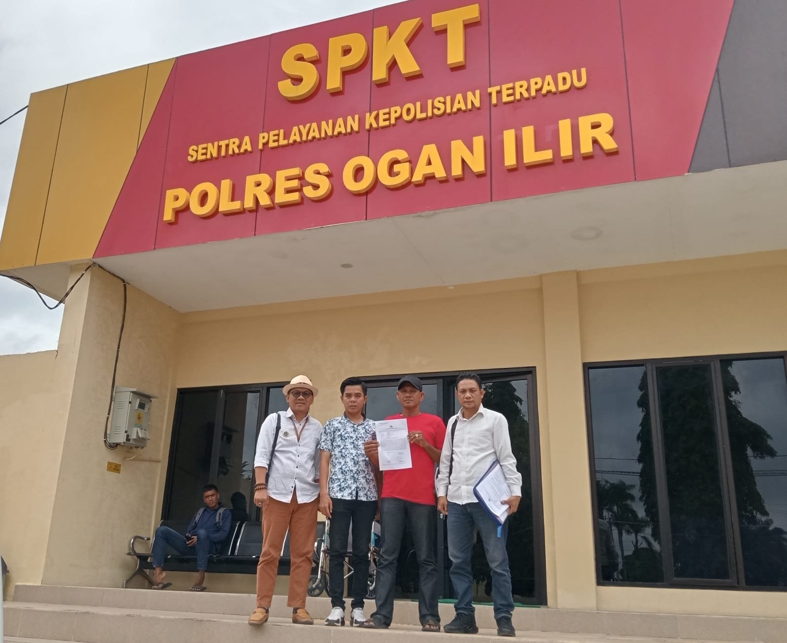 Resmi, Korban Pencurian Sawit Di Rantau Alai, Melapor Ke SPKT Polres Ogan Ilir