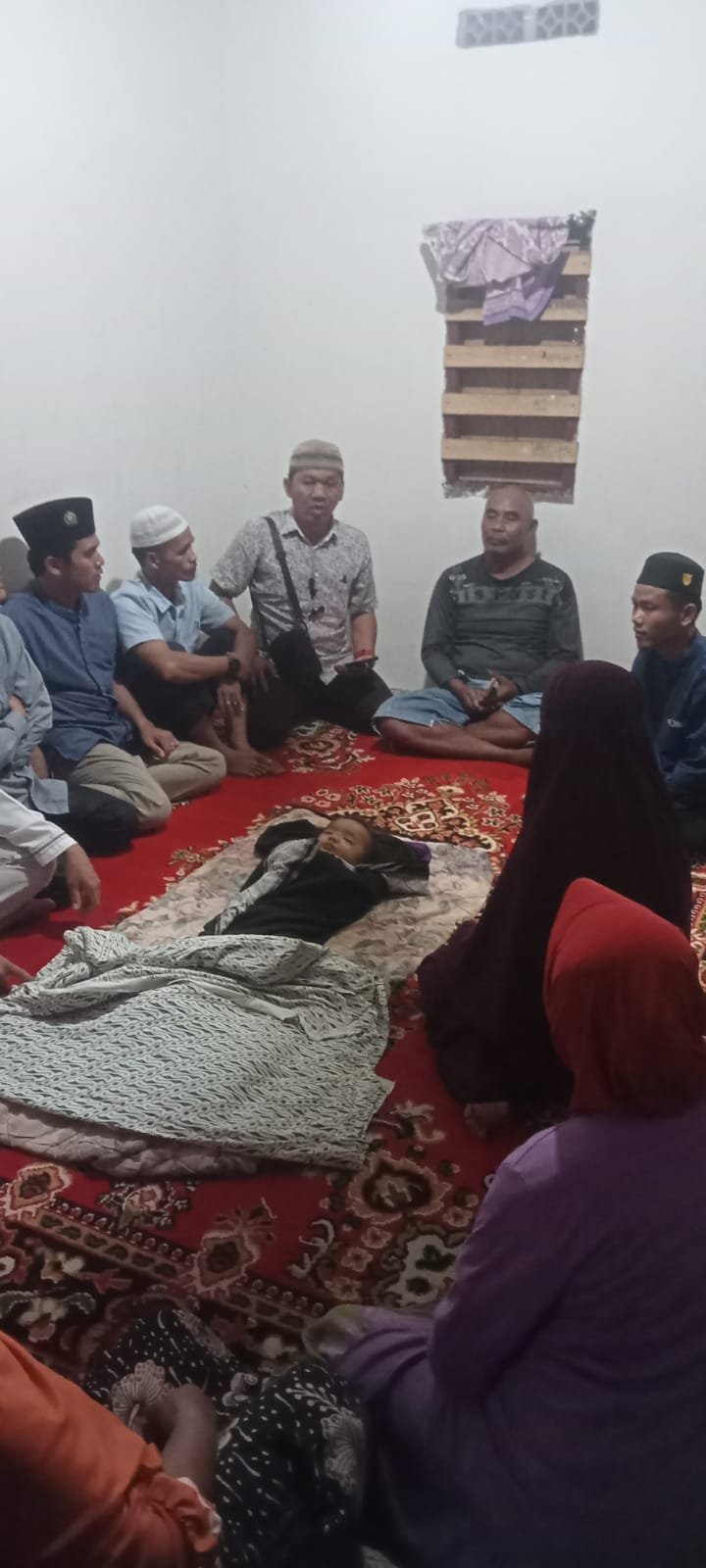 Mirrisss... Di Duga Lambatnya Tindakan Puskes Tanjung Raja Menangani DBD, Sehingga Menimbulkan Korban Jiwa Mirrisss... Di Duga Lambatnya Tindakan Puskes Tanjung Raja Menangani DBD, Sehingga Menimbulkan Korban Jiwa