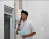 Safari Ramadhan di Muara Kuang, Bupati Panca Wijaya Akbar Serahkan Bantuan untuk Masjid dan Masyarakat
