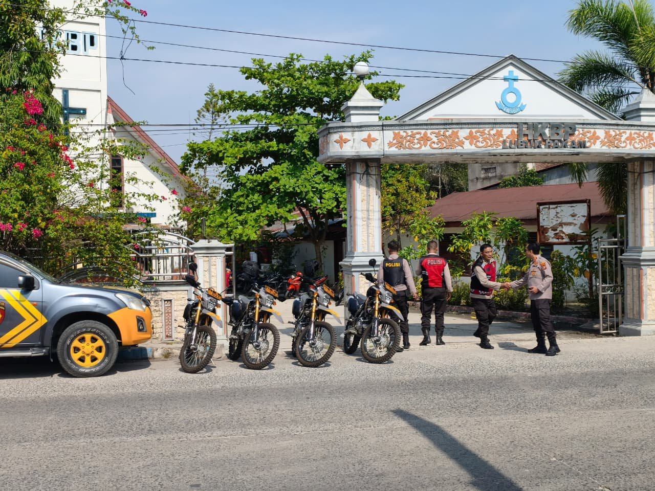 Polresta Deli Serdang Laksanakan Pengamanan Ibadah Jumat Agung Polresta Deli Serdang Laksanakan Pengamanan Ibadah Jumat Agung