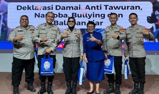 Sinergi Polri dan SMA Kusuma Bangsa Palembang: Deklarasi Damai Lawan Tawuran hingga Balapan Liar Sinergi Polri dan SMA Kusuma Bangsa Palembang: Deklarasi Damai Lawan Tawuran hingga Balapan Liar