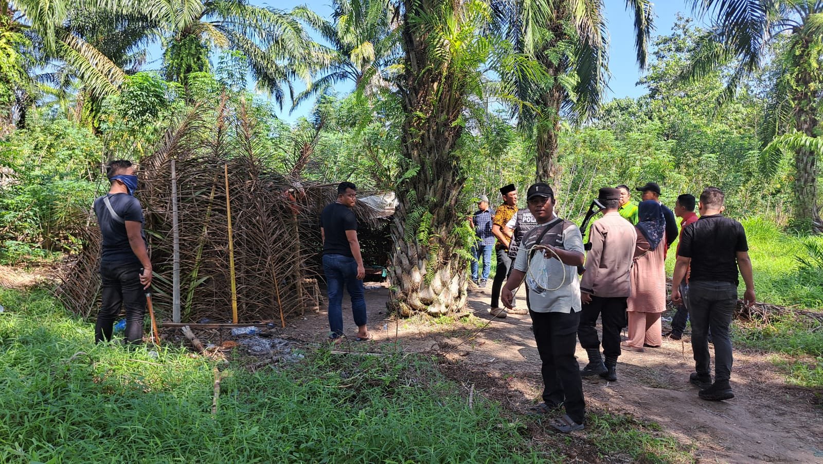 Satres Narkoba Polres Sergai Grebek Sarang Narkoba di Dolok Masihul