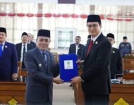 Rapat Paripurna DPRD Oi Bahas Pembicaraan Tingkat Kedua terhadap Raperda