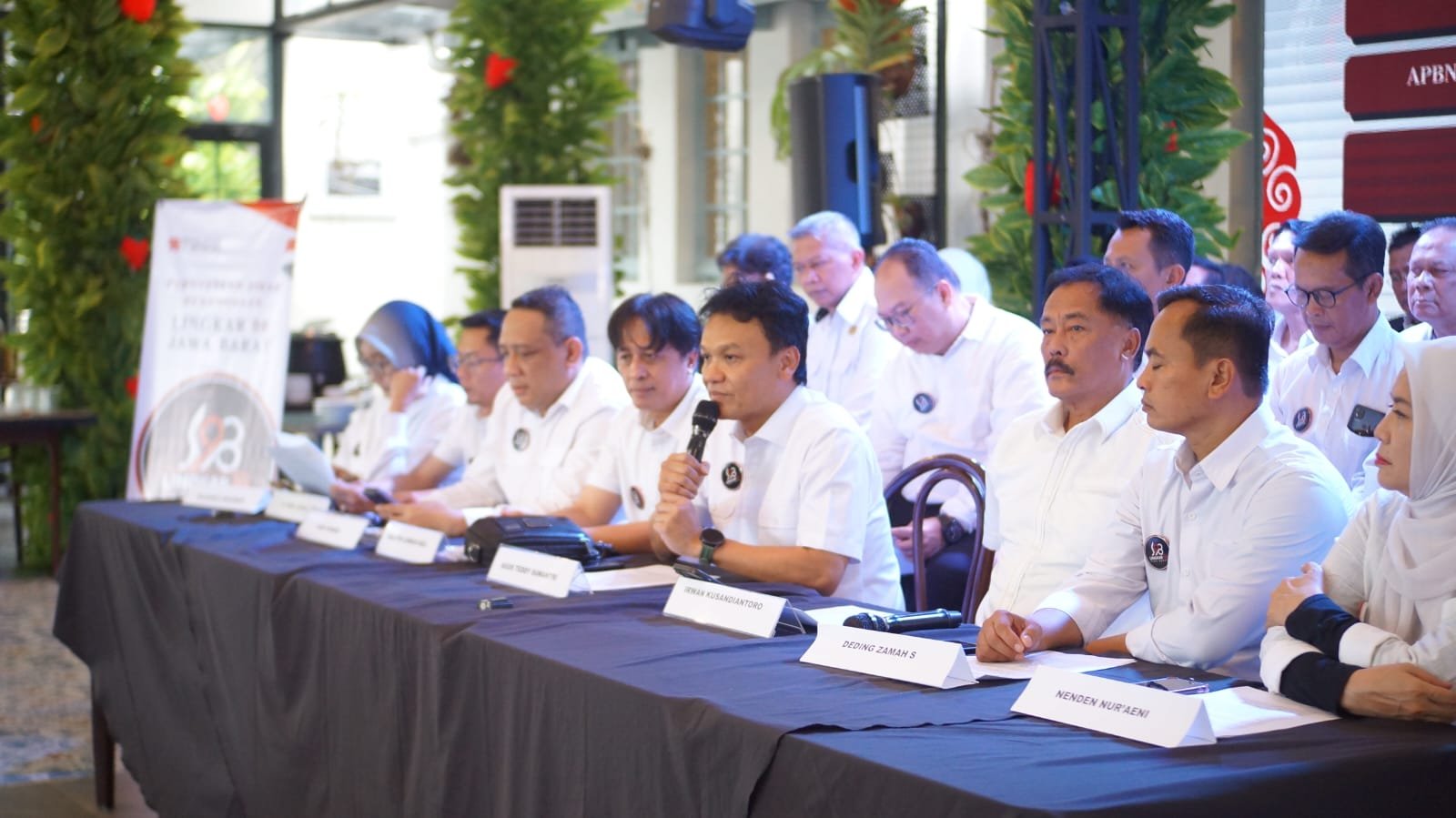 Inilah Pernyataan Politik Kebangsaan Lingkar 98 Jabar Bersama 98 Resolution Network Inilah Pernyataan Politik Kebangsaan Lingkar 98 Jabar Bersama 98 Resolution Network