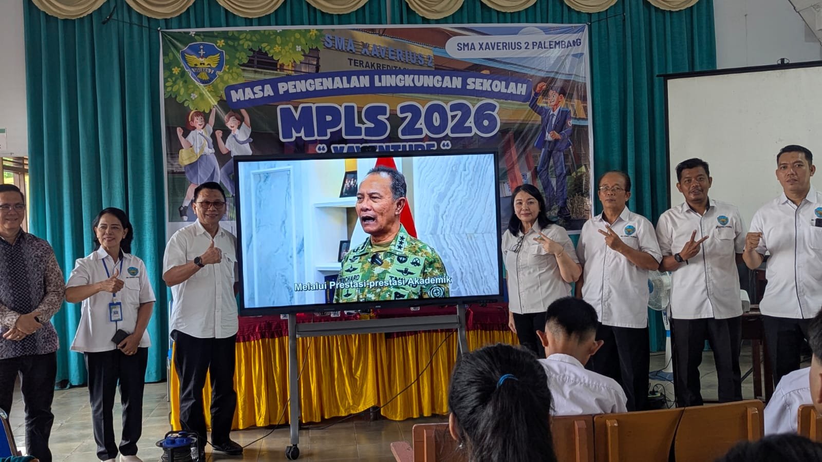Terapkan Prinsip Ramah dan Aman, MPLS SMA Xaverius 2 Palembang Hadirkan Kasum TNI Jenderal Richard Tampubolon untuk Motivasi Siswa Baru