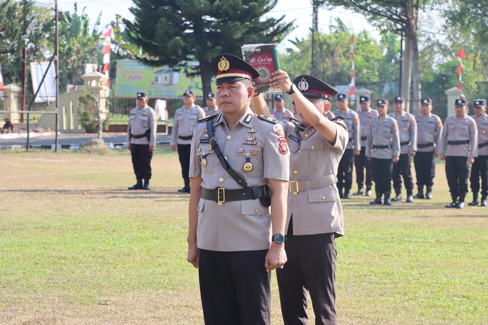 Wakapolres Ogan Ilir Pimpin Pelantikan Kasihumas, Tegaskan Pentingnya Peran Humas Polri Wakapolres Ogan Ilir Pimpin Pelantikan Kasihumas, Tegaskan Pentingnya Peran Humas Polri