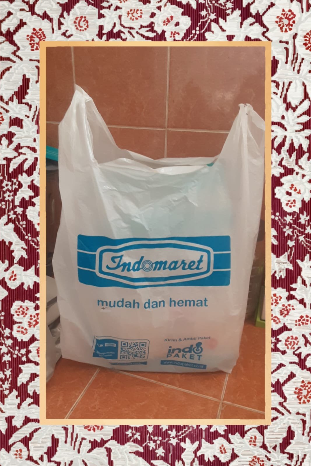 Akhirnya, Indomaret Pangururan Sediakan Kantong Plastik Untuk Barang Belanjaan Konsumen