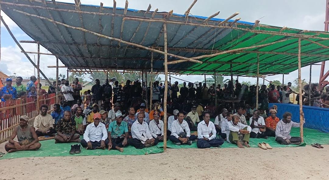 Satgas Yonif 123/Rajawali Pos Khaibar Waspada Bersama Masyarakat Resmikan Gereja Reformasi Hermon Amazu Satgas Yonif 123/Rajawali Pos Khaibar Waspada Bersama Masyarakat Resmikan Gereja Reformasi Hermon Amazu