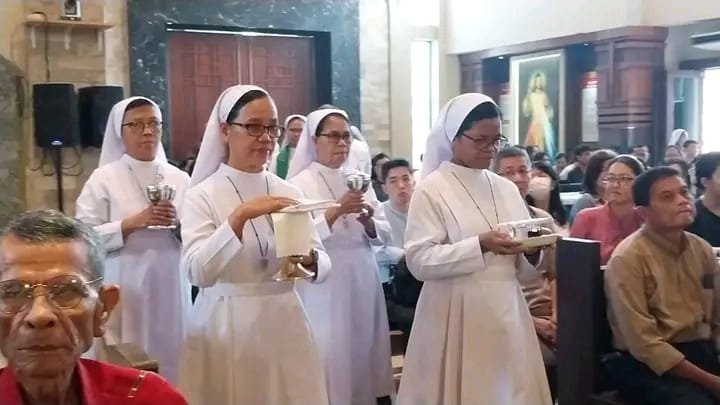Umat Paroki Santo Yoseph Palembang Gelar Misa Syukur 100 Tahun Suster Fransiskus Charitas Umat Paroki Santo Yoseph Palembang Gelar Misa Syukur 100 Tahun Suster Fransiskus Charitas