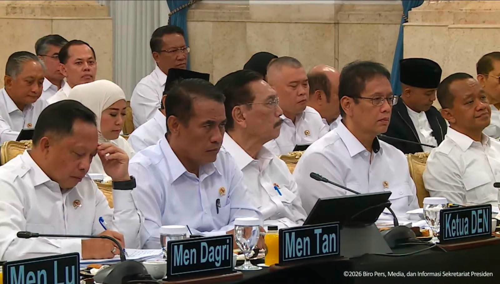 Presiden Prabowo: Indonesia Sudah Swasembada Delapan Komoditas Pangan Presiden Prabowo: Indonesia Sudah Swasembada Delapan Komoditas Pangan