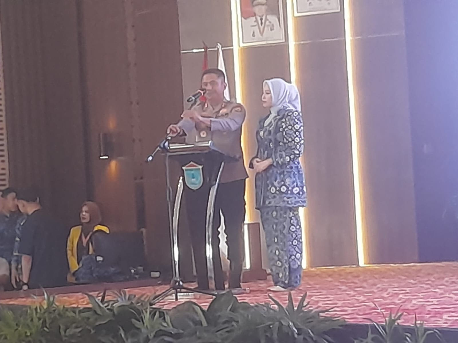 BUPATI OGAN ILIR UCAPKAN TERIMA KASIH KEPADA AKBP BAGUS SURYO WIBOWO, SELAMAT DATANG KAPOLRES BARU AKBP RIZKA APRIANTI BUPATI OGAN ILIR UCAPKAN TERIMA KASIH KEPADA AKBP BAGUS SURYO WIBOWO, SELAMAT DATANG KAPOLRES BARU AKBP RIZKA APRIANTI