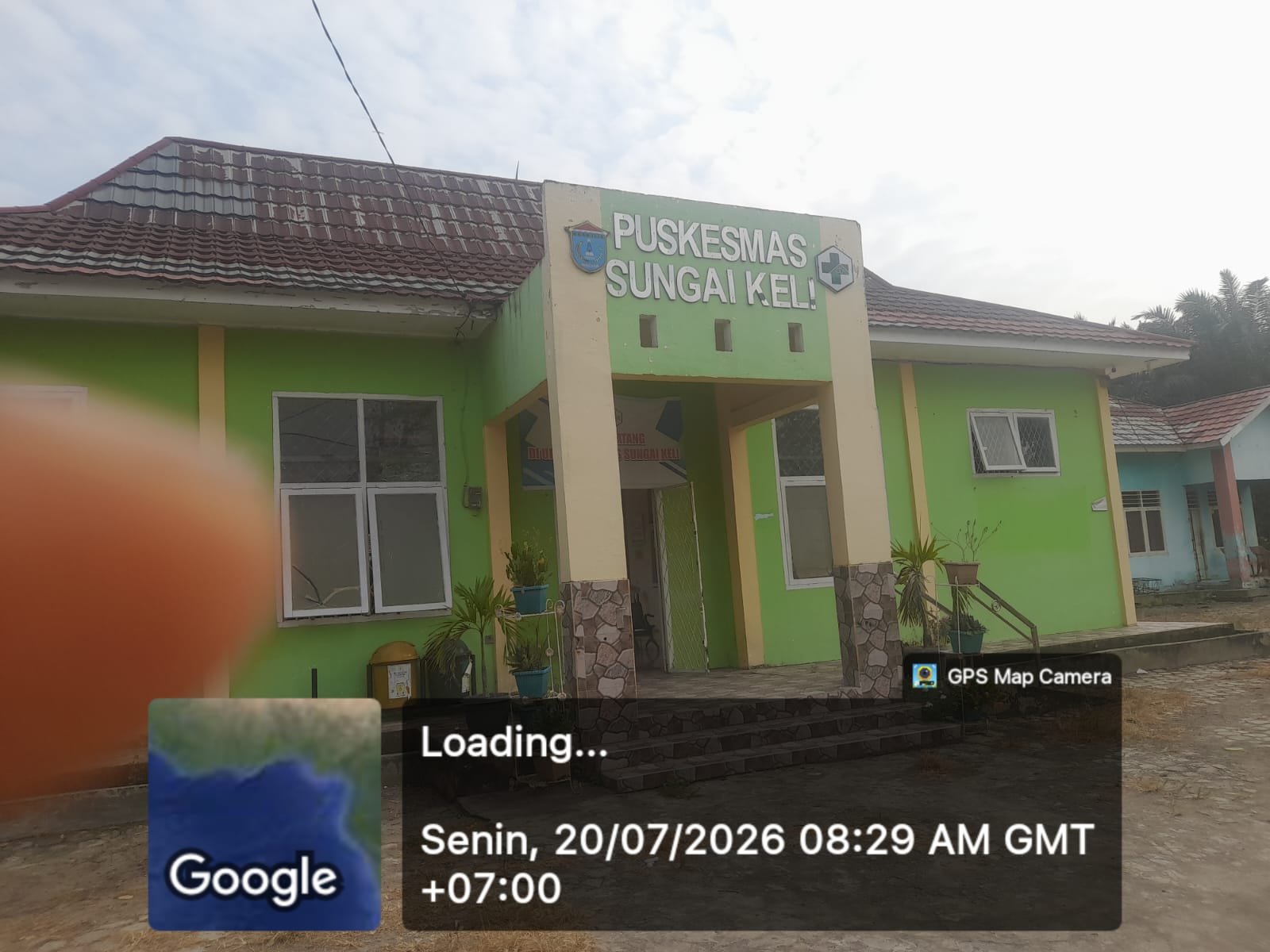 TERKINI: KEPALA PUSKESMAS SUNGAI KELI KLAIM APEL DILAKSANAKAN DI KECAMATAN, HANYA 2 PEGAWAI DITUGASKAN JAGA PELAYANAN TERKINI: KEPALA PUSKESMAS SUNGAI KELI KLAIM APEL DILAKSANAKAN DI KECAMATAN, HANYA 2 PEGAWAI DITUGASKAN JAGA PELAYANAN