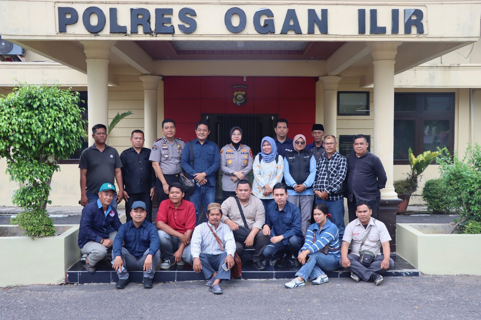 FORUM JURNALIS CARAM SEGUGUK SILATURAHMI DENGAN KAPOLRES OGAN ILIR BARU: PERKUAT SINERGI POLISI DAN PERS