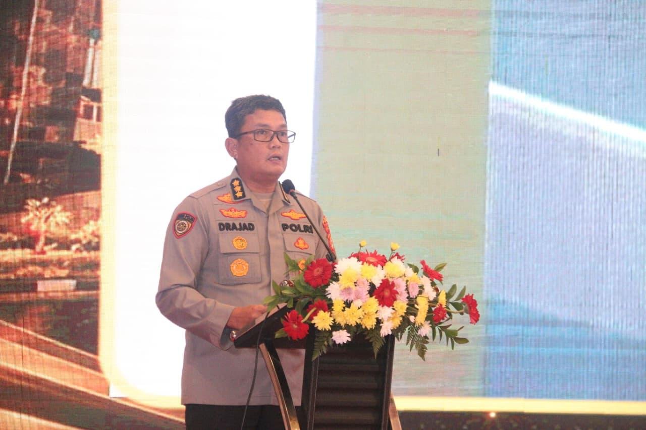 Sinergi Lintas Sektor, Kapolda Sumsel Serahkan Penghargaan kepada Mitra dan Jajaran Sinergi Lintas Sektor, Kapolda Sumsel Serahkan Penghargaan kepada Mitra dan Jajaran