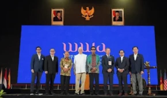 Sri Sultan HB X dan Pater Arturo Sosa Serukan Kepemimpinan Yang Berakar Pada Kebijaksanaan dan Martabat Manusia Sri Sultan HB X dan Pater Arturo Sosa Serukan Kepemimpinan Yang Berakar Pada Kebijaksanaan dan Martabat Manusia