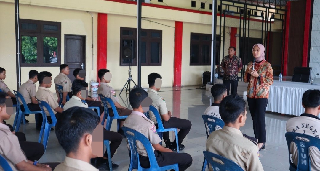 Polresta Deli Serdang Giat Pembinaan Pelajar Untuk Cegah Keterlibatan Dalam Aksi Geng Motor Polresta Deli Serdang Giat Pembinaan Pelajar Untuk Cegah Keterlibatan Dalam Aksi Geng Motor