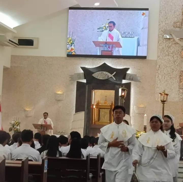 Awali Tahun Ajaran 2026/2027, Ratusan Pelajar SMA/SMK Xaverius Palembang Ikuti Misa Kudus dan Tekankan Pentingnya Karakter Ketimbang Sekadar Angka Awali Tahun Ajaran 2026/2027, Ratusan Pelajar SMA/SMK Xaverius Palembang Ikuti Misa Kudus dan Tekankan Pentingnya Karakter Ketimbang Sekadar Angka