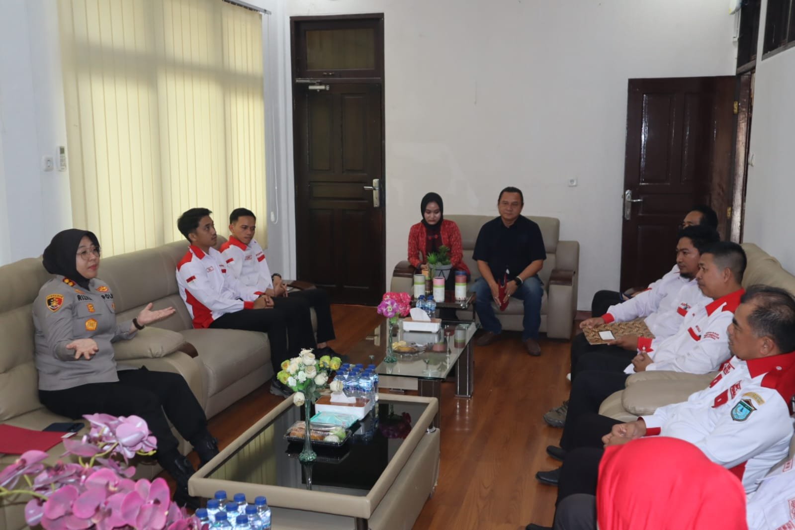 Perkuat Sinergi Jaga Desa Aman dan Transparan, Kapolres Ogan Ilir Terima Silaturahmi ABPEDNAS Perkuat Sinergi Jaga Desa Aman dan Transparan, Kapolres Ogan Ilir Terima Silaturahmi ABPEDNAS