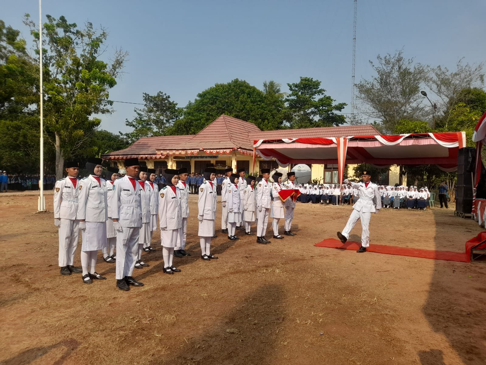 Hadiri Upacara HUT ke-81 RI di Rantau Panjang, Anggota DPRD Ogan Ilir Eco Santria Asnan Semangat Juang Pahlawan Harus Terus Diteruskan