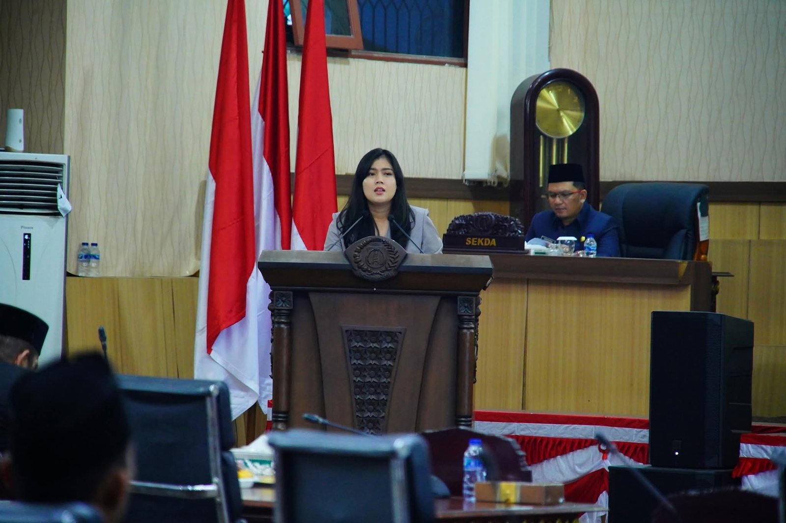 Bupati Toha Hadiri Paripurna R-APBD Perubahan 2026, 7 Fraksi Sampaikan Pandangan Umum Bupati Toha Hadiri Paripurna R-APBD Perubahan 2026, 7 Fraksi Sampaikan Pandangan Umum
