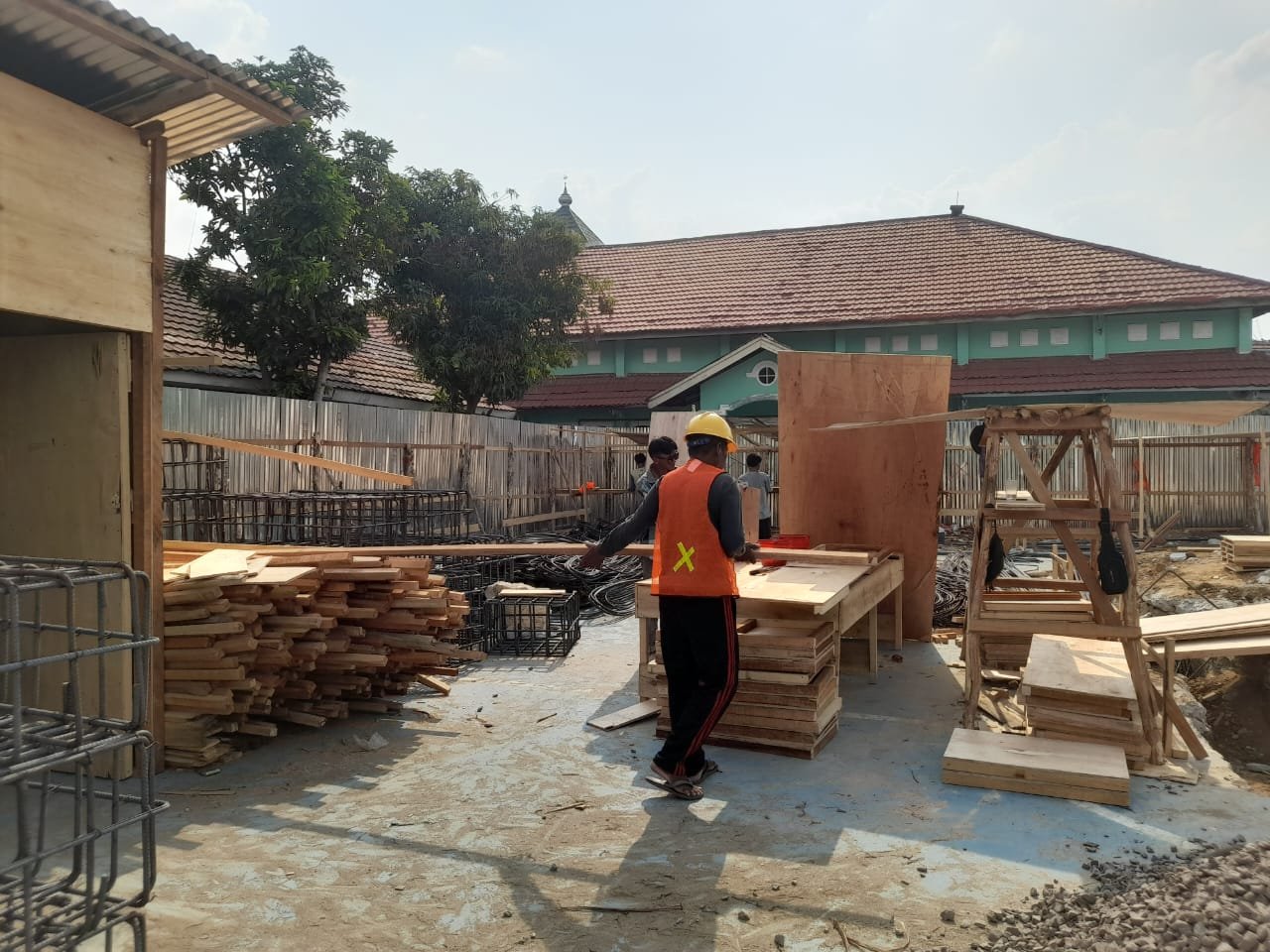 Pembangunan Gedung Laboratorium dan Perpustakaan MAN 1 Ogan Ilir Berjalan Lancar, Keselamatan dan Kenyamanan Belajar Jadi Prioritas
