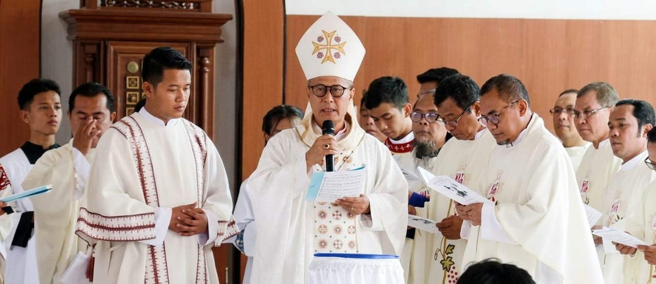 Resmi Berdiri di Tebo, Paroki St. Perawan Maria Bunda Gereja Jadi Simbol Kerukunan Umat di Jambi Resmi Berdiri di Tebo, Paroki St. Perawan Maria Bunda Gereja Jadi Simbol Kerukunan Umat di Jambi