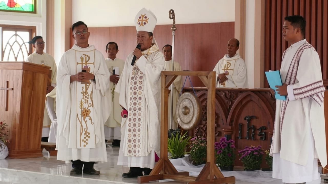 Resmi Berdiri di Tebo, Paroki St. Perawan Maria Bunda Gereja Jadi Simbol Kerukunan Umat di Jambi Resmi Berdiri di Tebo, Paroki St. Perawan Maria Bunda Gereja Jadi Simbol Kerukunan Umat di Jambi