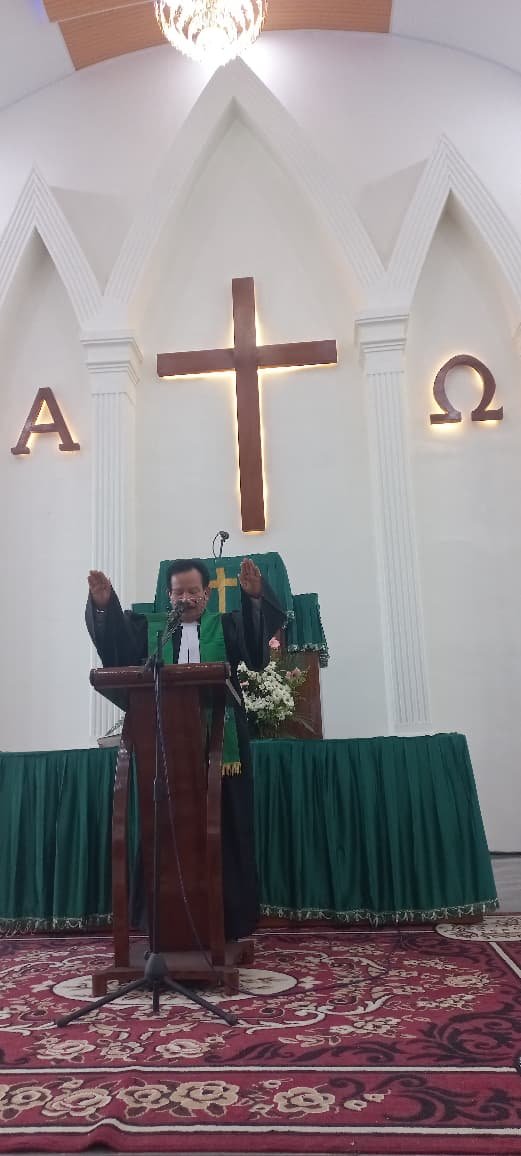 Ketika Dunia Berubah, Jangan Lepaskan Kebenaran, Mari Bertumbuh Bersama dalam Kasih Kristus Ketika Dunia Berubah, Jangan Lepaskan Kebenaran, Mari Bertumbuh Bersama dalam Kasih Kristus