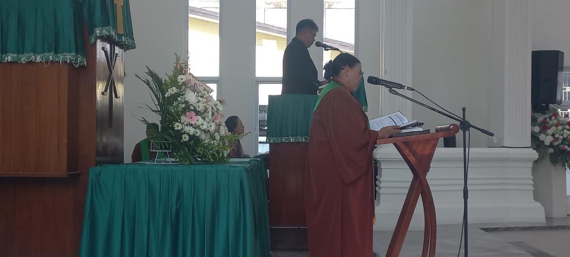 Ketika Dunia Berubah, Jangan Lepaskan Kebenaran, Mari Bertumbuh Bersama dalam Kasih Kristus Ketika Dunia Berubah, Jangan Lepaskan Kebenaran, Mari Bertumbuh Bersama dalam Kasih Kristus