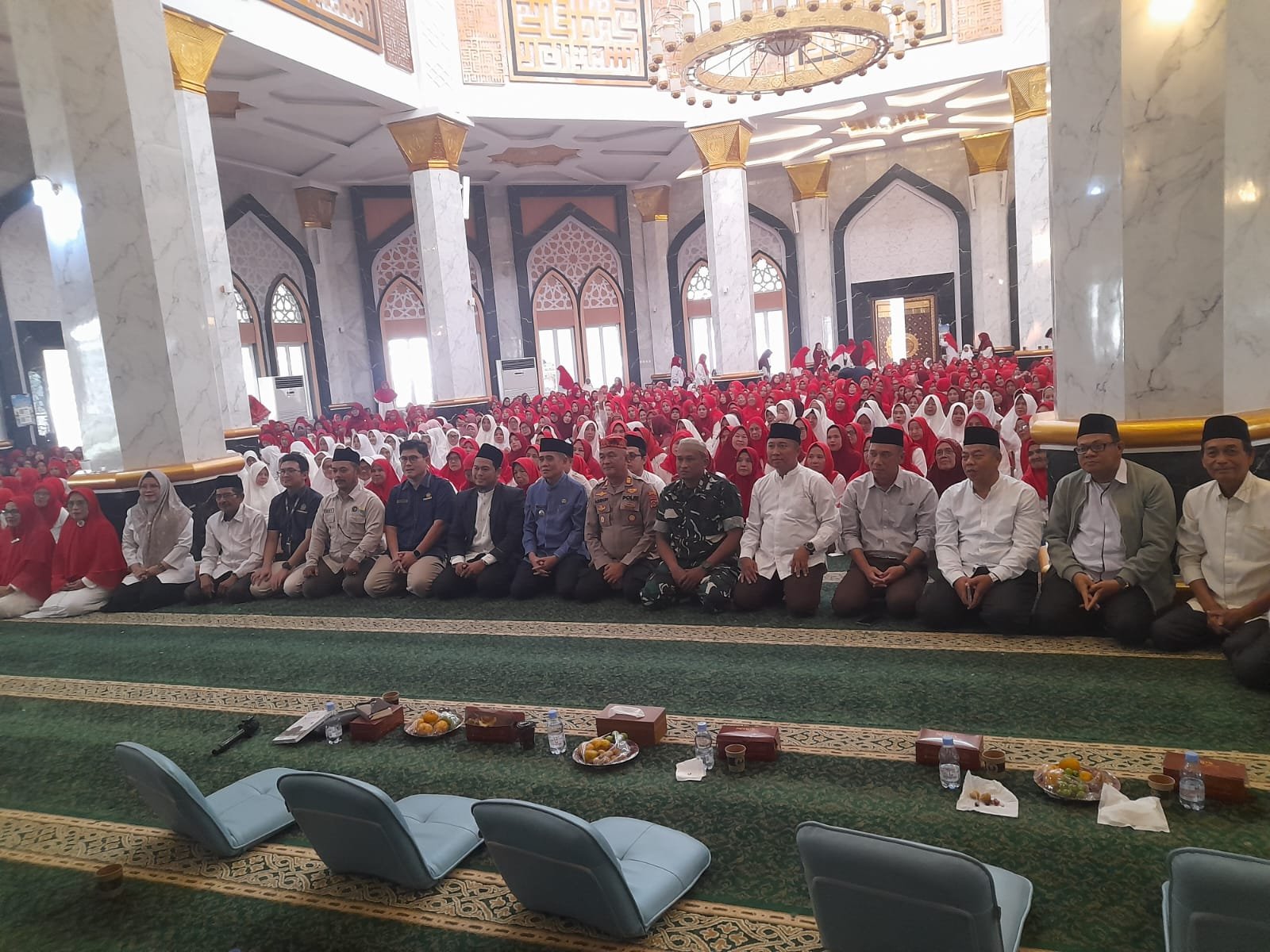 Wabub Ogan Ilir Hadiri Peringatan Maulid Nabi Muhammad SAW di Masjid Ahnur Tanjung Senai