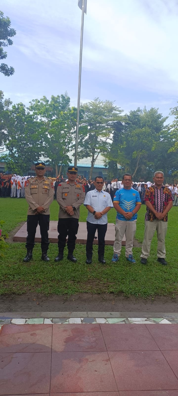 Polsek Beringin Sosialisasi Kenakalan Remaja di SMKN 1 Beringin, Gemot "Engkol", 5 Siswa Dipecat Polsek Beringin Sosialisasi Kenakalan Remaja di SMKN 1 Beringin, Gemot "Engkol", 5 Siswa Dipecat