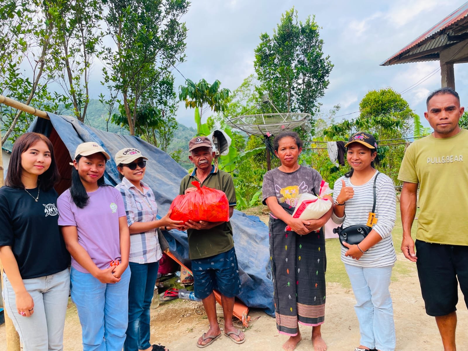 Caritas Indonesia Mengintegrasikan Pelayanan Terpadu di Empat Keuskupan Terdampak Gempa Flores Caritas Indonesia Mengintegrasikan Pelayanan Terpadu di Empat Keuskupan Terdampak Gempa Flores