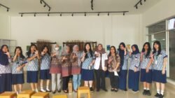 Puskesmas Kenten Gelar Program Imunisasi HPV untuk Siswi SMP Kusuma Bangsa Palembang: Langkah Krusial Cegah Kanker Serviks Sejak Dini