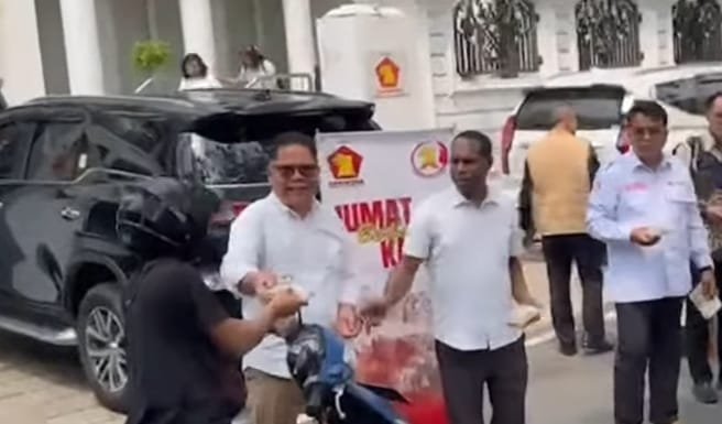 Perkuat Kepedulian dan Kebersamaan, PP GEKIRA Gelar Ibadah Bulanan dan Aksi "Jumat Berbagi Kasih" Perkuat Kepedulian dan Kebersamaan, PP GEKIRA Gelar Ibadah Bulanan dan Aksi "Jumat Berbagi Kasih"
