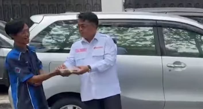Perkuat Kepedulian dan Kebersamaan, PP GEKIRA Gelar Ibadah Bulanan dan Aksi "Jumat Berbagi Kasih" Perkuat Kepedulian dan Kebersamaan, PP GEKIRA Gelar Ibadah Bulanan dan Aksi "Jumat Berbagi Kasih"