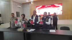 Polres Ogan Ilir Ungkap Dua Kasus Karhutla, Tersangka Terancam Hukuman 9 Tahun Penjara Polres Ogan Ilir Ungkap Dua Kasus Karhutla, Tersangka Terancam Hukuman 9 Tahun Penjara