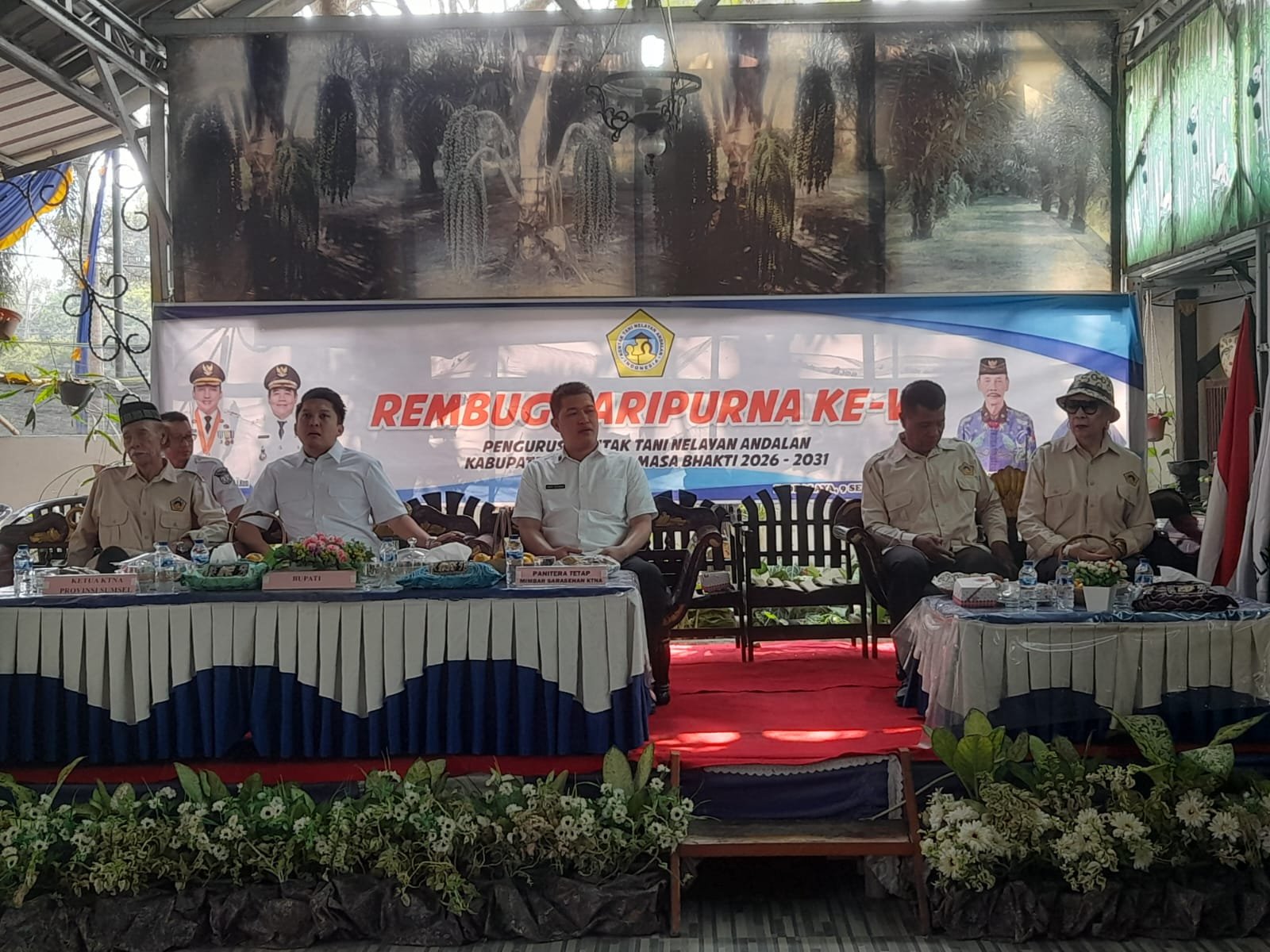Bupati Ogan Ilir Hadiri Rembug Paripurna ke-V KTNA Kabupaten Ogan Ilir Tahun 2026 Bupati Ogan Ilir Hadiri Rembug Paripurna ke-V KTNA Kabupaten Ogan Ilir Tahun 2026
