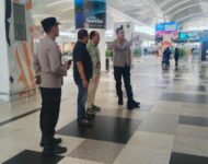 Kapolresta Deli Serdang Pantau  Bandara Kualanamu Pasca Pembatalan Penerbangan, Situasi Tetap Aman Dan Kondusif