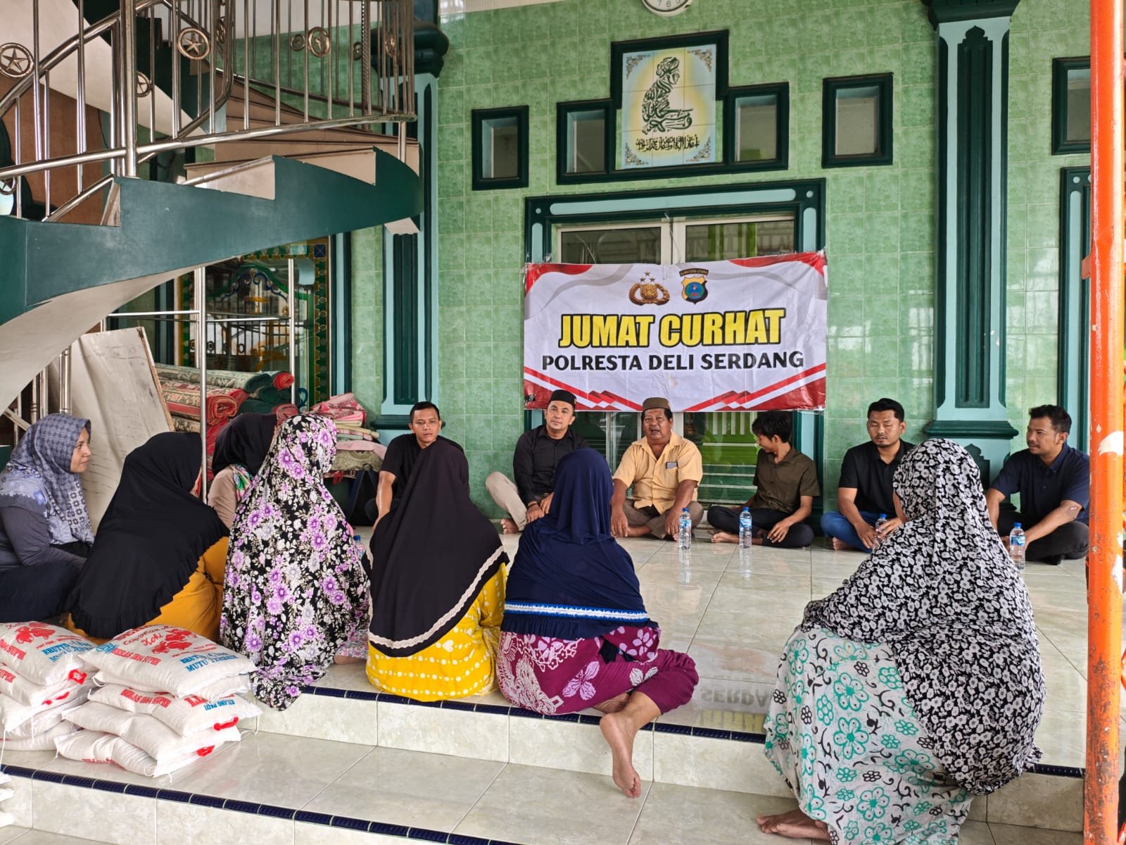 Tampung Keluhan Warga, Satres Narkoba Polresta Deli Serdang Giat Jum'at Curhat
