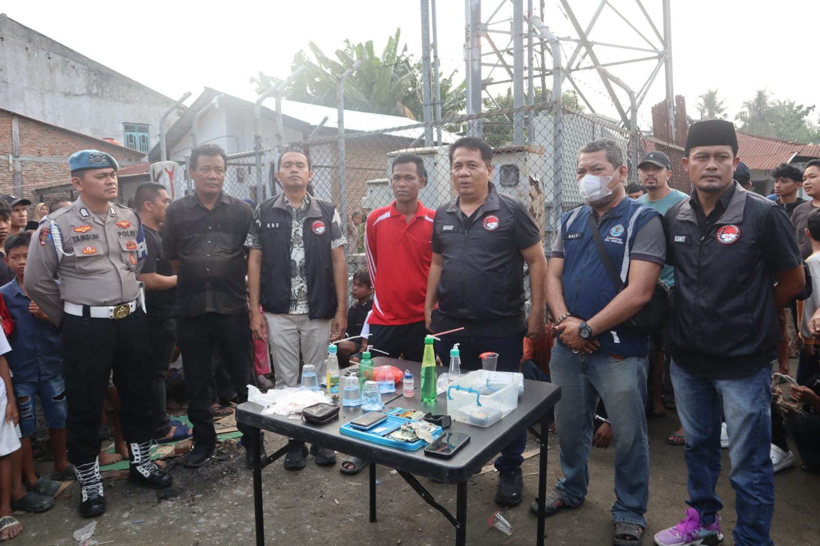 Satres Narkoba Polresta Deli Serdang dan BNNK Grebek Markas Shabu di Pantai Labu