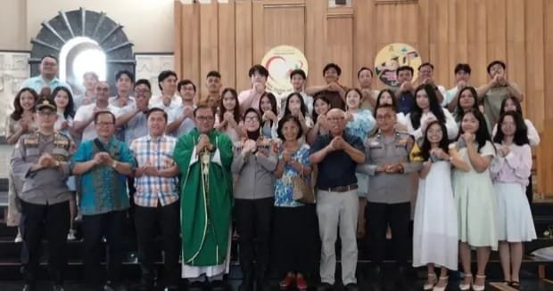 Polsek Ilir Timur 1 Palembang Beri Imbauan Waspada Hoaks dan Scaming di Gereja St. Yoseph