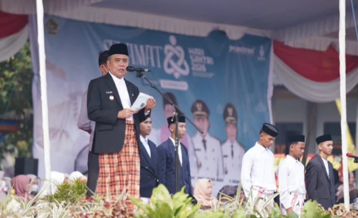 Hadiri Upacara Hari Santri, Wabup Ardani Tekankan Peran Santri Menuju Indonesia Emas