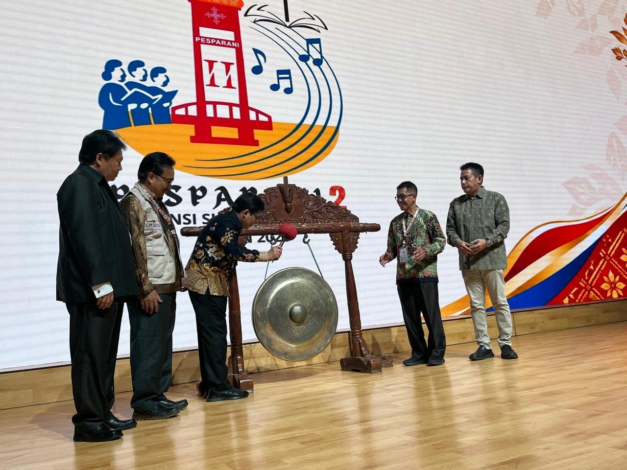 Merawat Bumi Sriwijaya 'Zero Conflict': Pesparani Katolik II Sumsel Resmi Dibuka dengan Kirab Budaya Lintas Agama dan Semangat Sumpah Pemuda