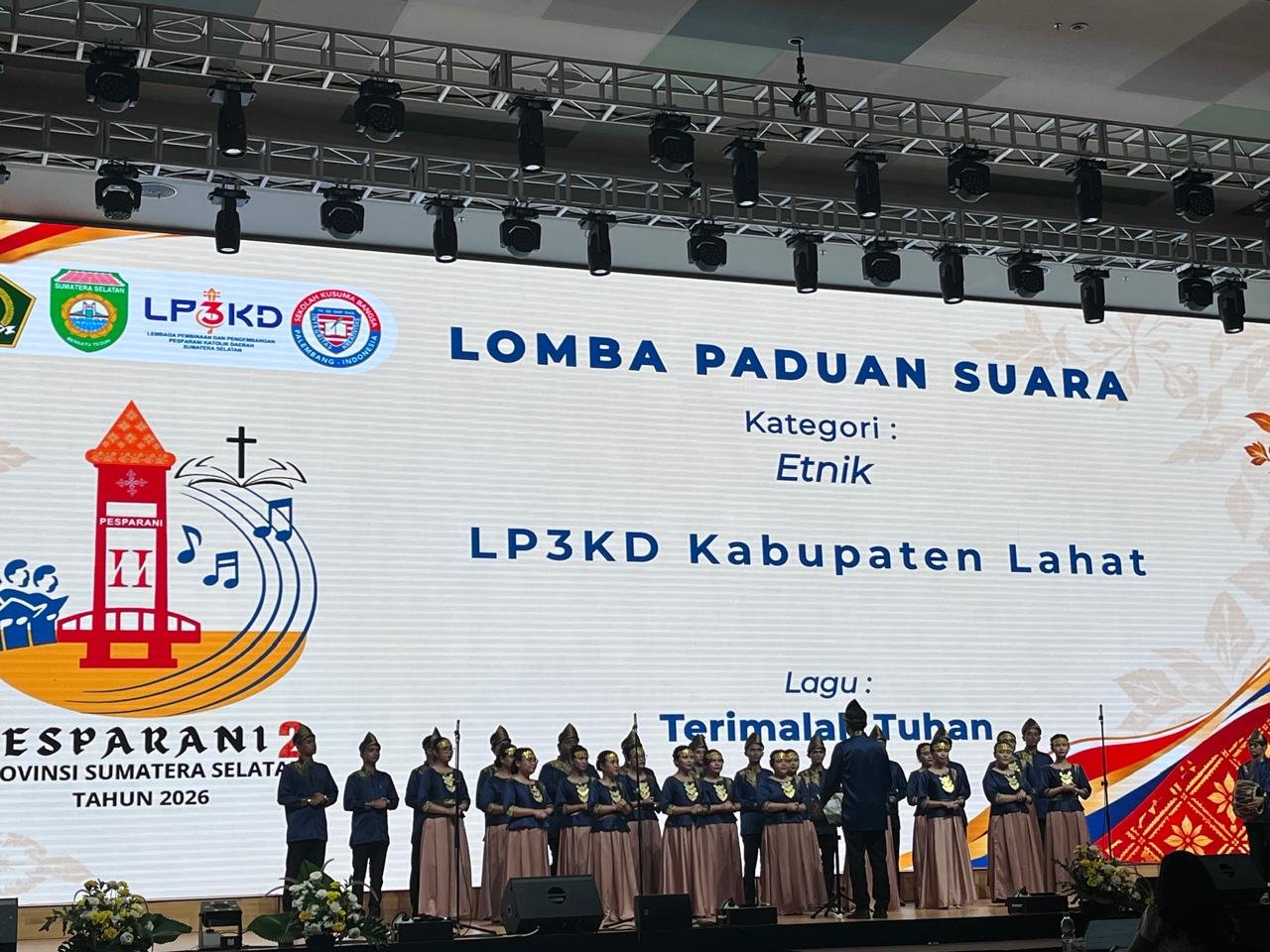 Merawat Bumi Sriwijaya 'Zero Conflict': Pesparani Katolik II Sumsel Resmi Dibuka dengan Kirab Budaya Lintas Agama dan Semangat Sumpah Pemuda