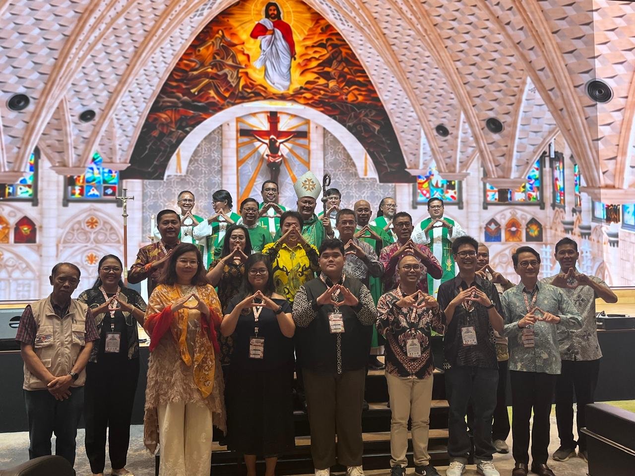 Pesparani II Sumsel Sukses Digelar: Wujud Harmoni, Penguat Toleransi, dan Titik Tolak Menuju Nasional 2027 Pesparani II Sumsel Sukses Digelar: Wujud Harmoni, Penguat Toleransi, dan Titik Tolak Menuju Nasional 2027