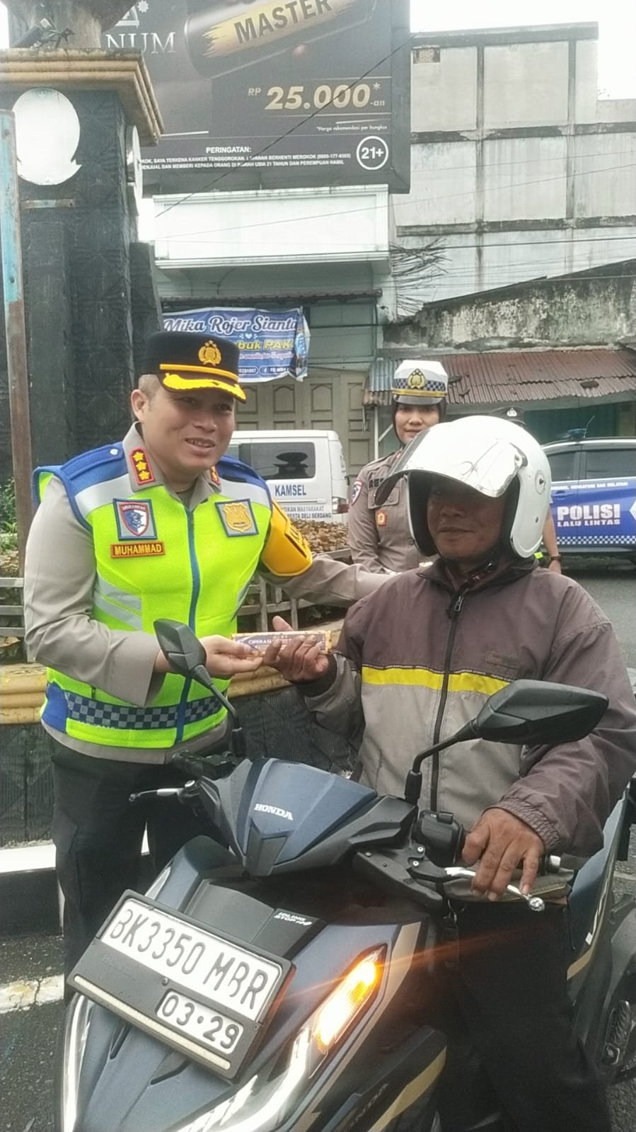 Kapolresta Deli Serdang Laksanakan Strong Point Pagi dan Sosialisasikan Ops Patuh Toba 2026