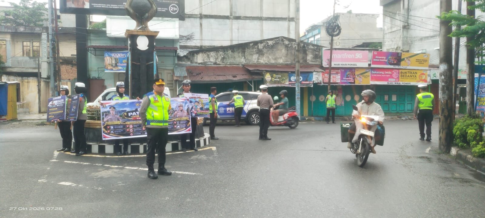 Kapolresta Deli Serdang Laksanakan Strong Point Pagi dan Sosialisasikan Ops Patuh Toba 2026